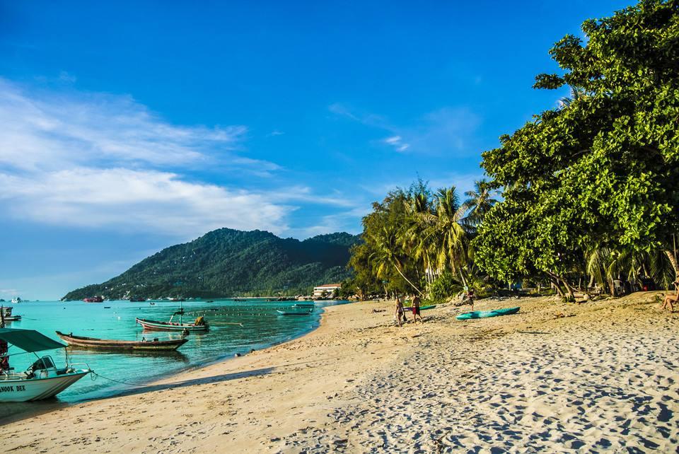 向深海发射一枚导弹，它能打到多深的地方?游戏画面